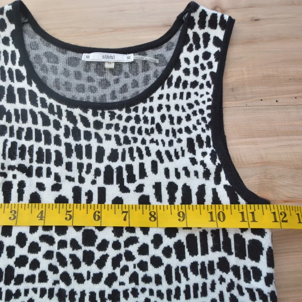 Sioni black and white knit dress in size M - Picture 13 of 17